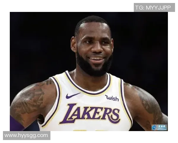 詹姆斯畅谈足球巨星故事展现跨界体育精神与榜样力量